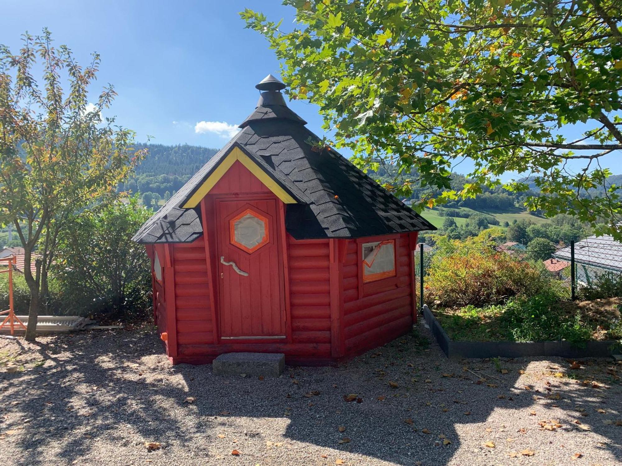 Evasion Vosgienne: Chalet De Luxe, Spa, Sauna, Proche Randos Et Stations De Ski - Fr-1-589-313 Fresse-sur-Moselle Luaran gambar